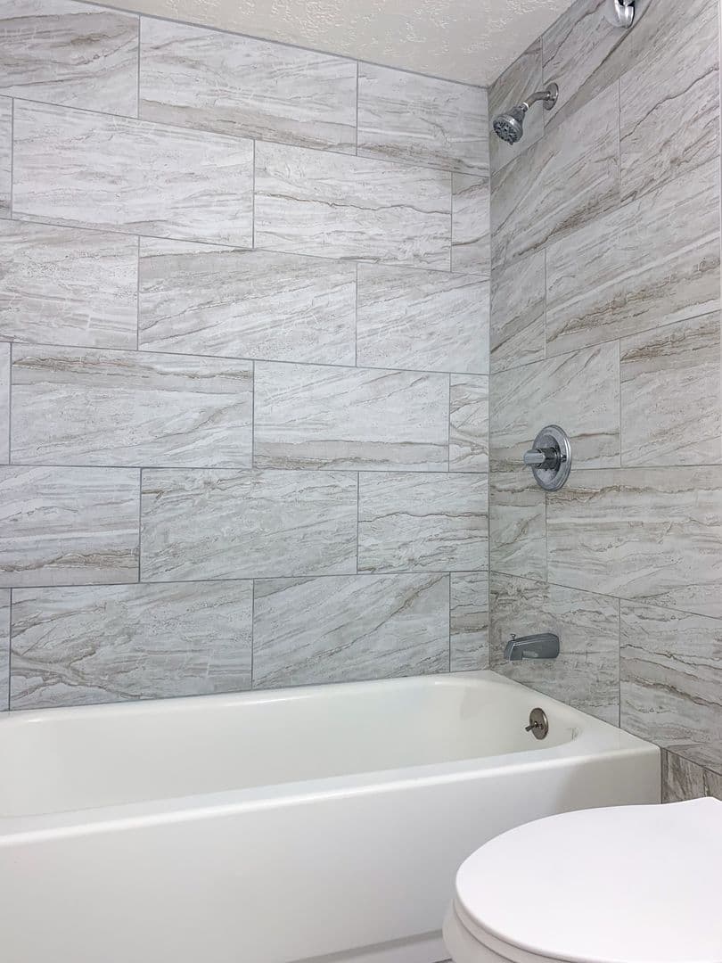 Albuquerque Apartment: 11122 Claremont & 11115 Cordova Ave NE