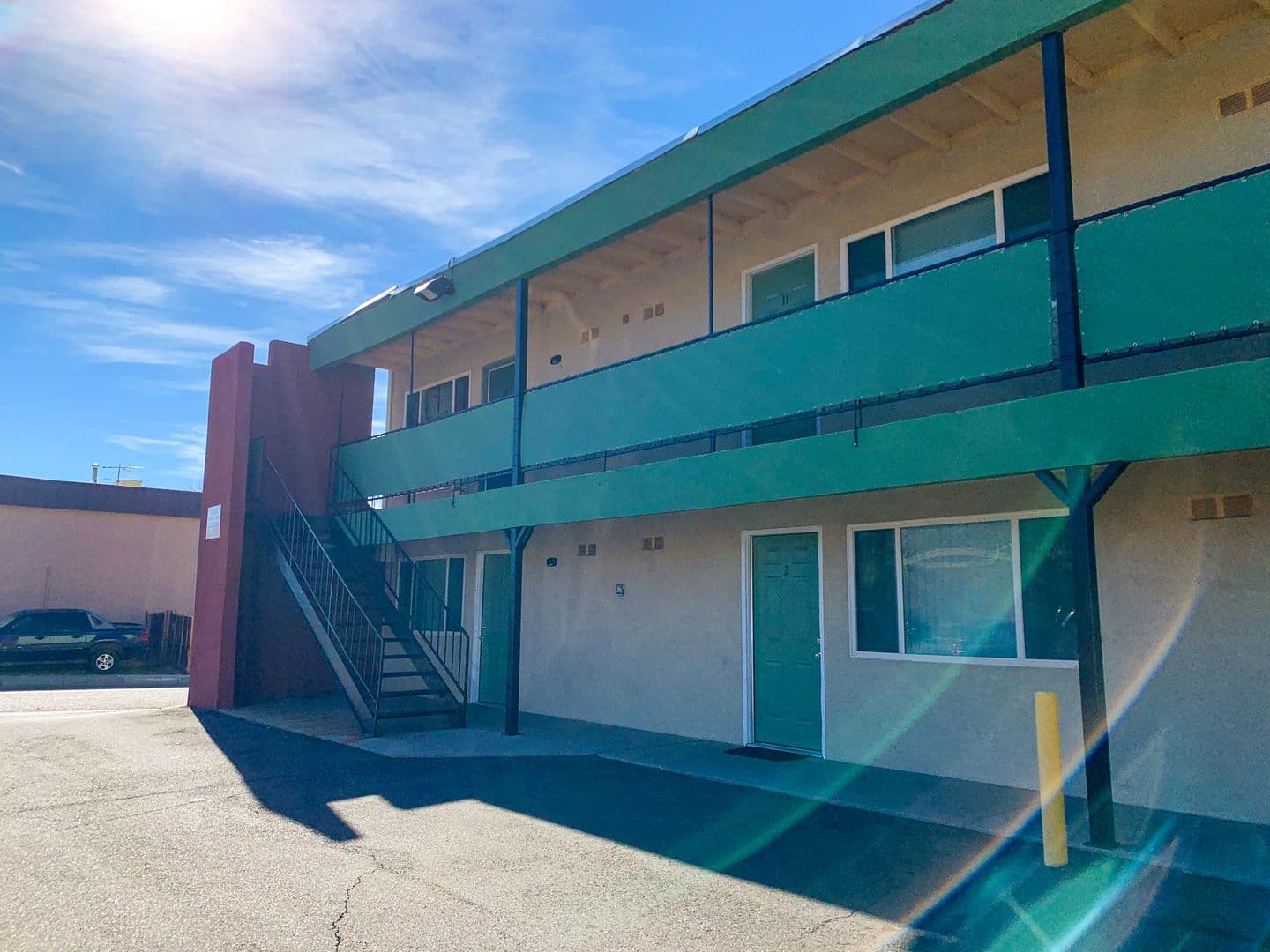 Albuquerque Apartment: 11122 Claremont & 11115 Cordova Ave NE