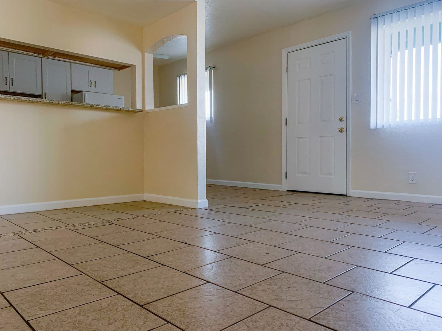 Albuquerque Apartment: 11122 Claremont & 11115 Cordova Ave NE