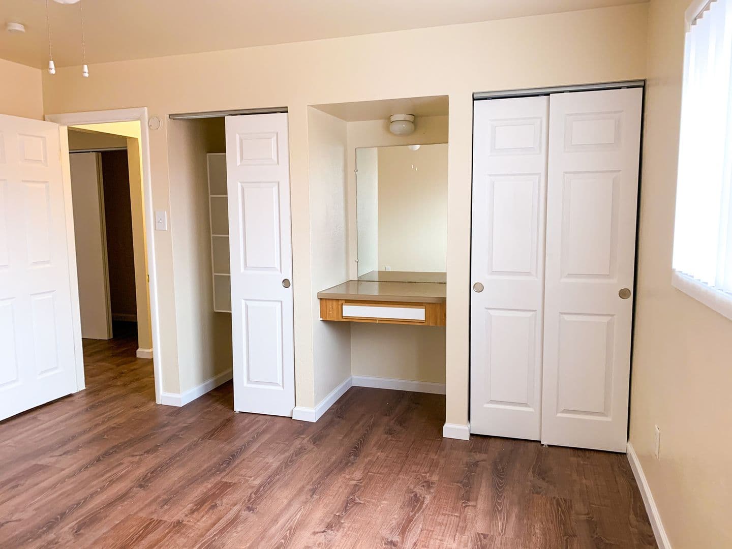 Albuquerque Apartment: 1015 Cardenas Dr. SE