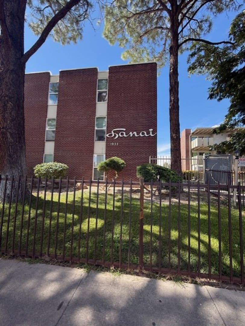 Albuquerque Apartment: 1033 Madeira Dr SE
