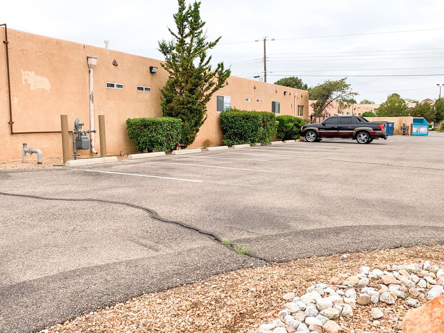 Albuquerque Apartment: 1015 Cardenas Dr. SE