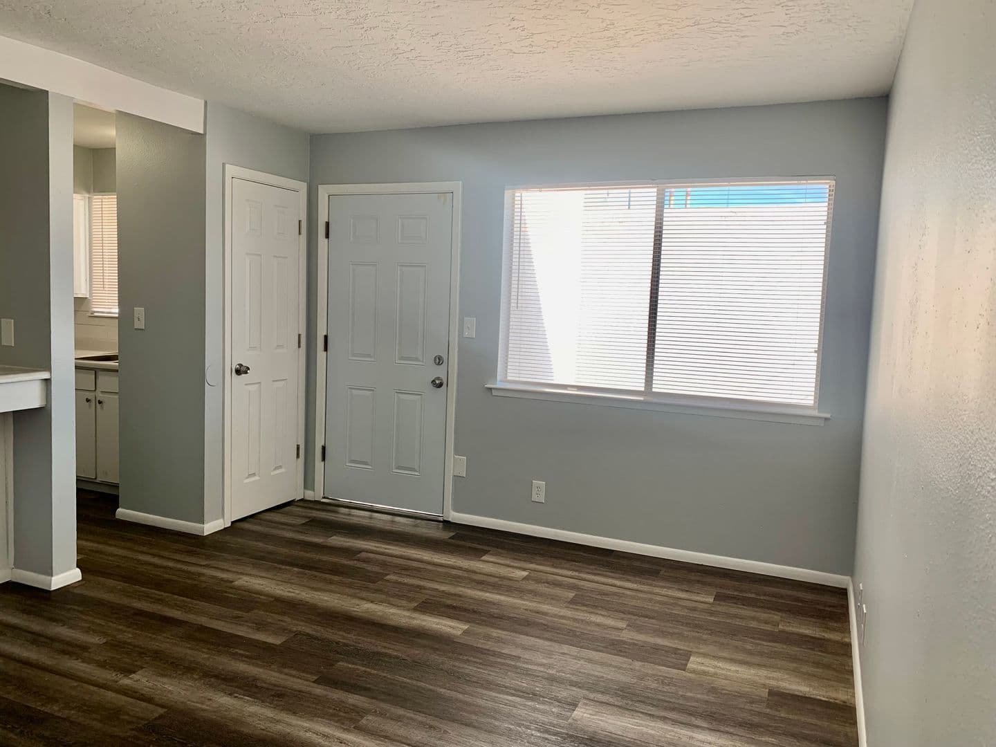 Albuquerque Apartment: 444 Florida St SE