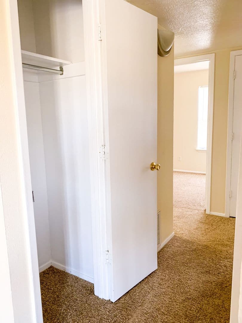 Albuquerque Apartment: 1801 Girard Blvd SE