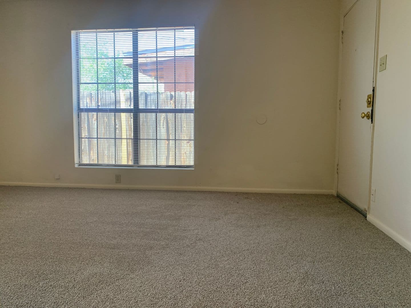 Albuquerque Apartment: 157 Mesilla St NE