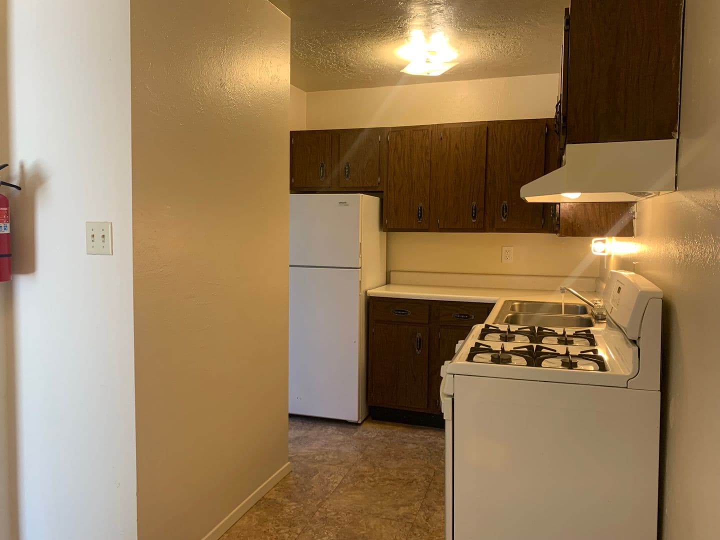 Albuquerque Apartment: 157 Mesilla St NE