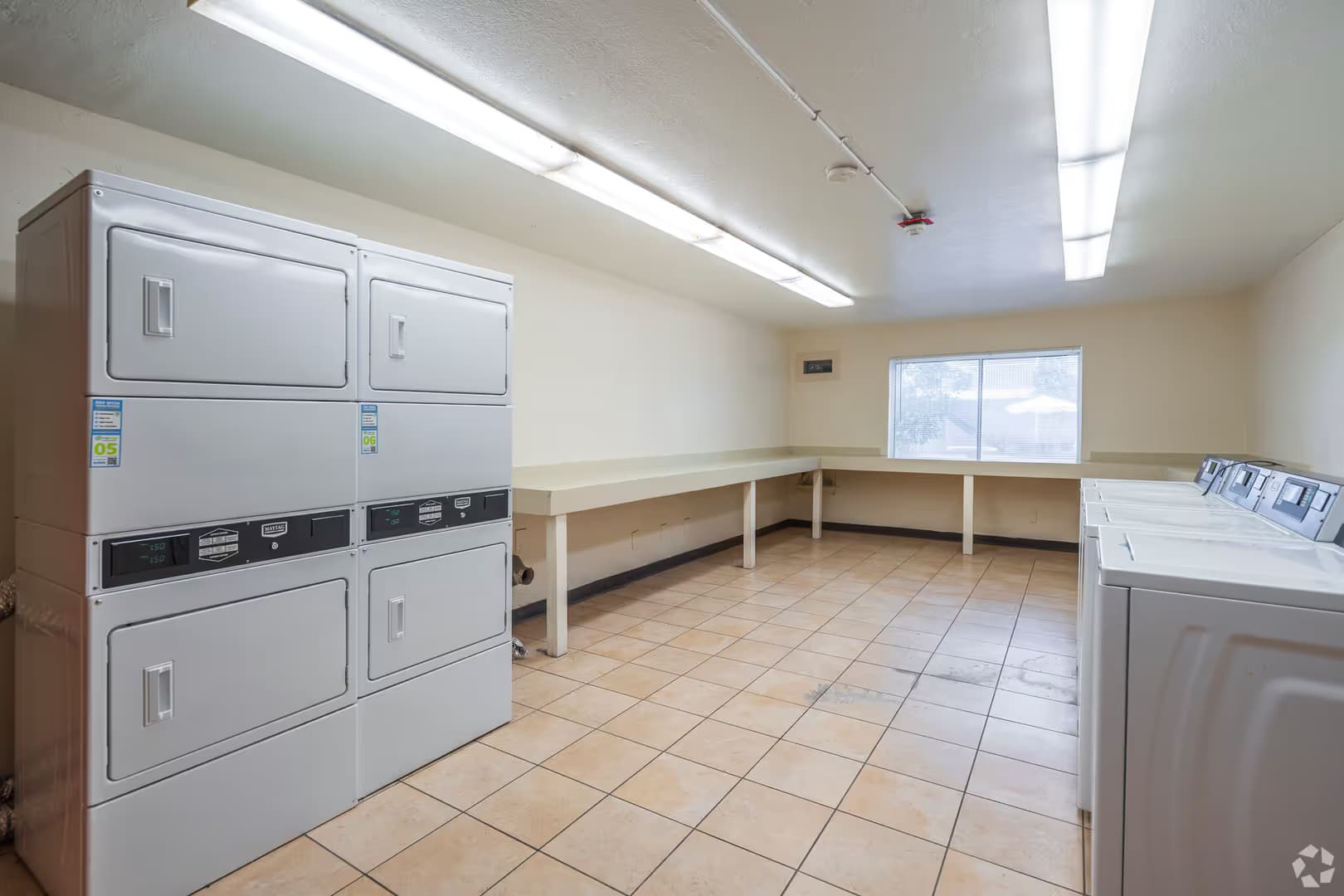 Albuquerque Apartment: 1001 Madeira Dr. SE