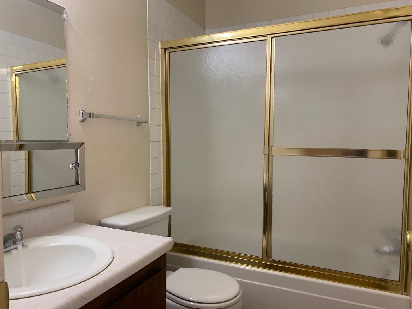 Albuquerque Apartment: 157 Mesilla St NE