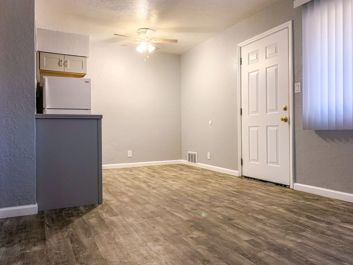 Albuquerque Apartment: 11122 Claremont & 11115 Cordova Ave NE
