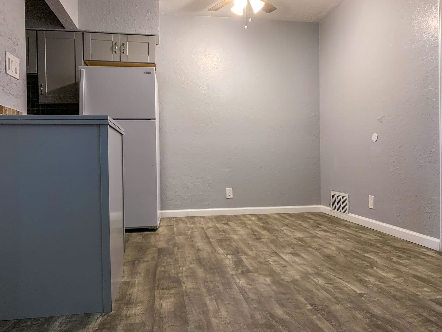 Albuquerque Apartment: 11122 Claremont & 11115 Cordova Ave NE