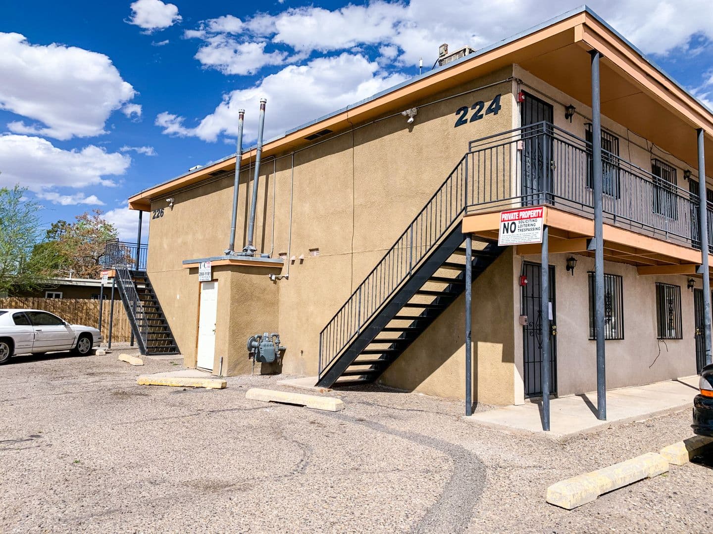 Albuquerque Apartment: 220-226 Charleston St. NE