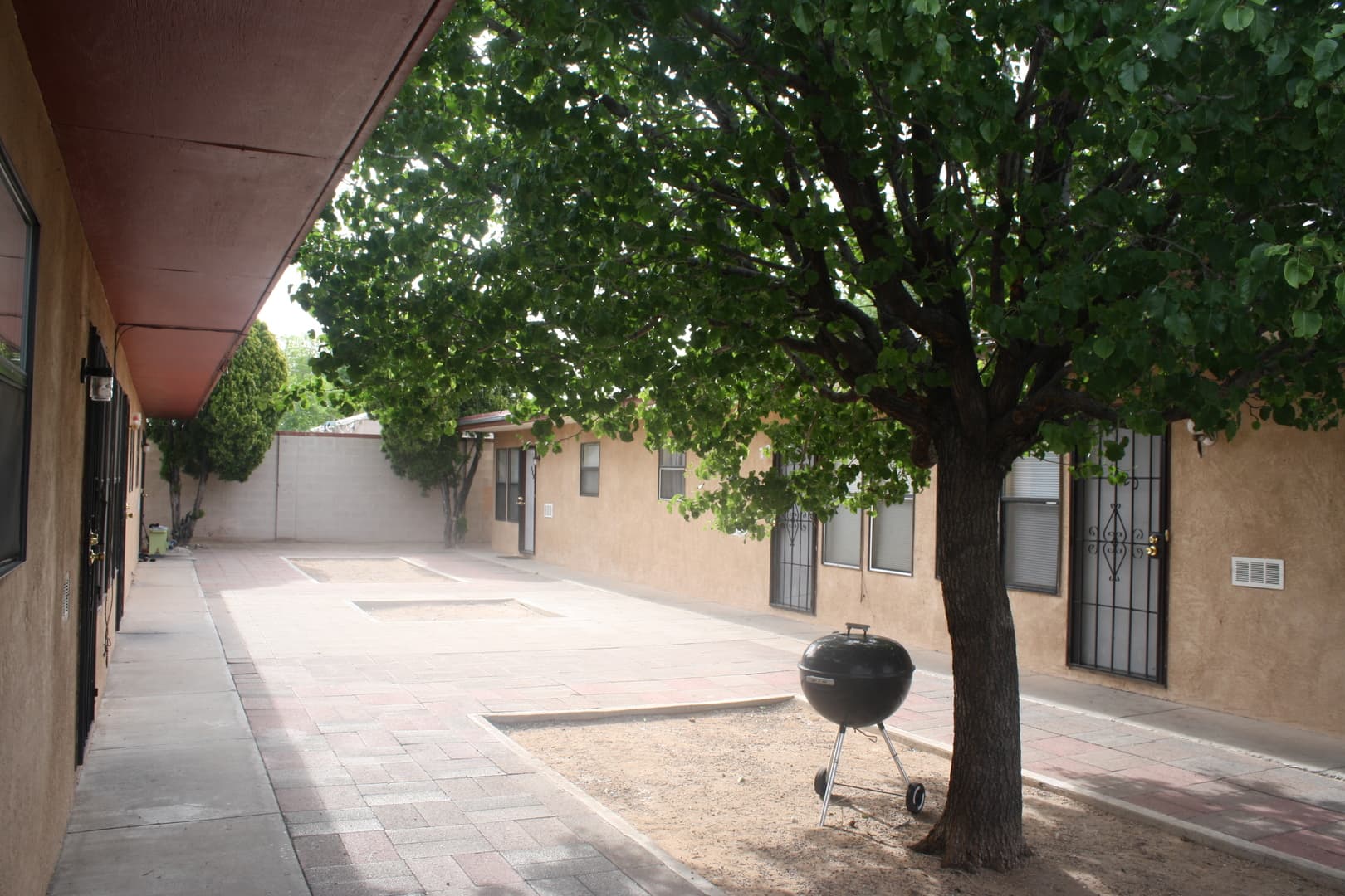 Albuquerque Apartment: 1400-1424 Amherst Dr. SE