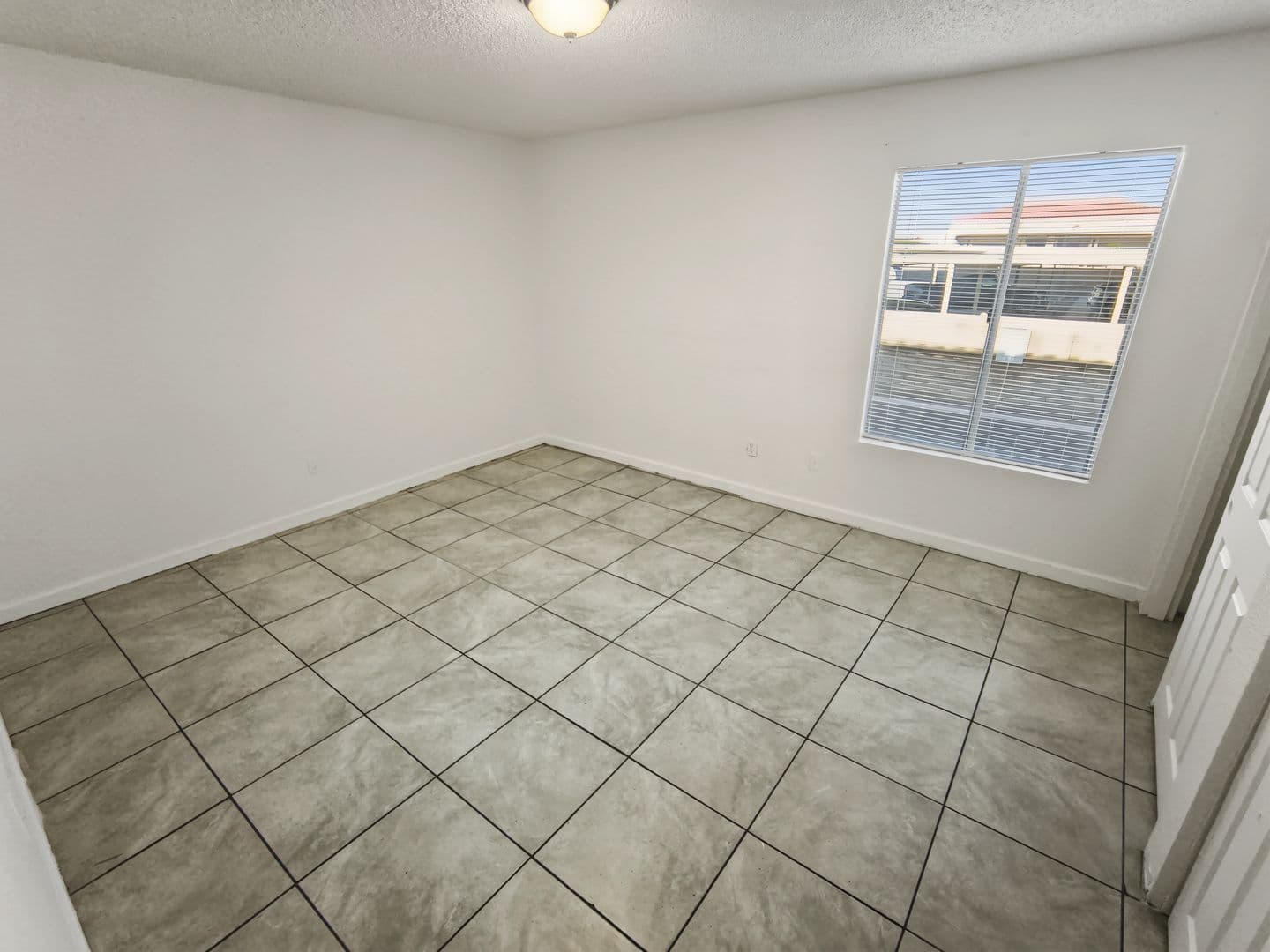 Yuma Apartment: 1280 W. 24th St.