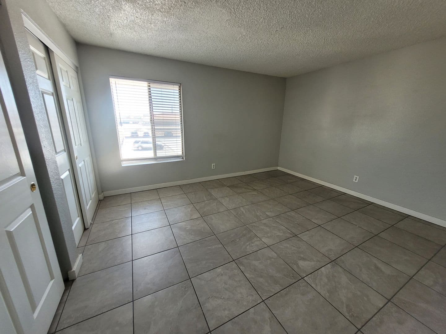 Yuma Apartment: 1280 W. 24th St.