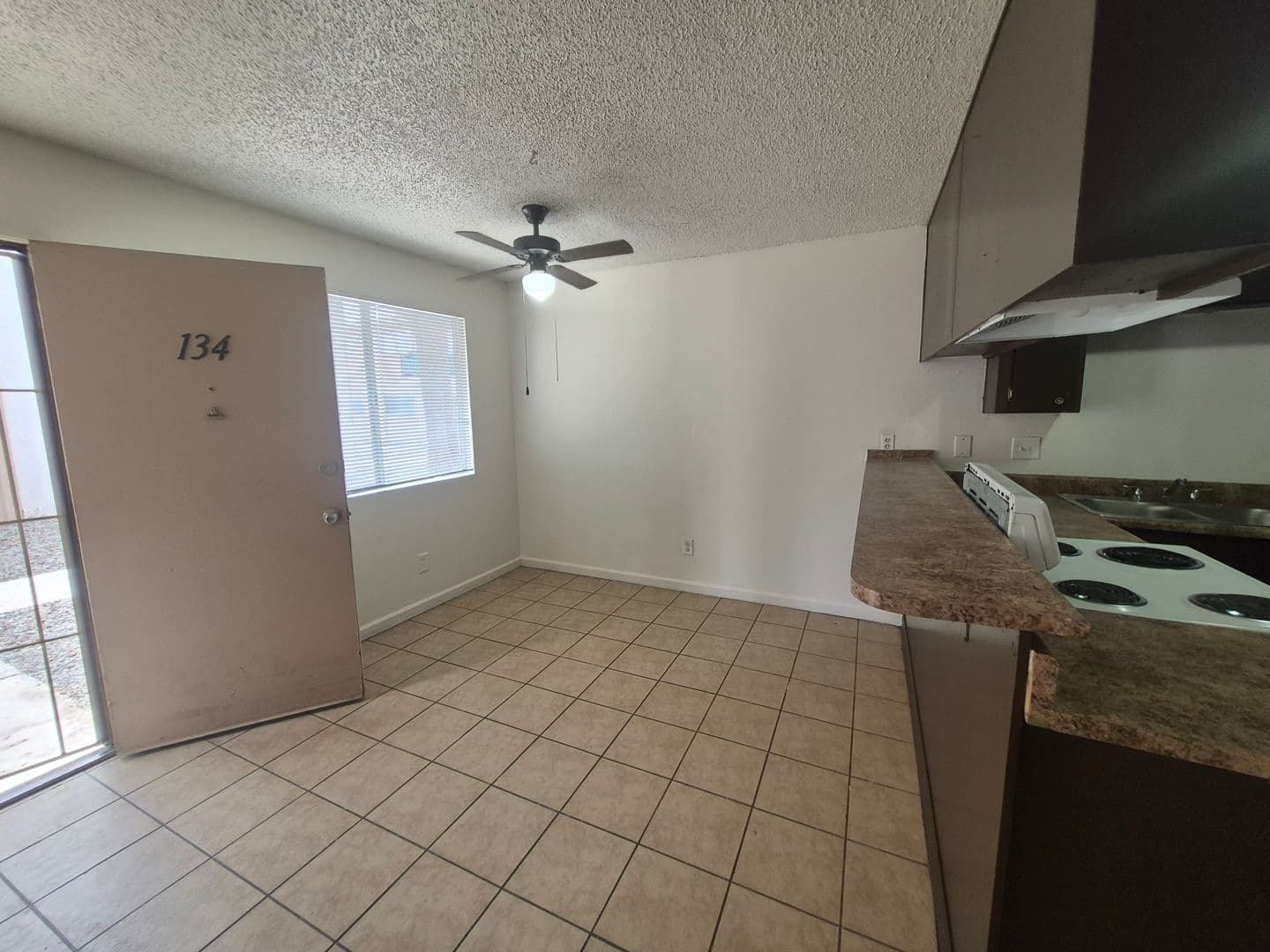 Yuma Apartment: 2621 s Virginia Dr