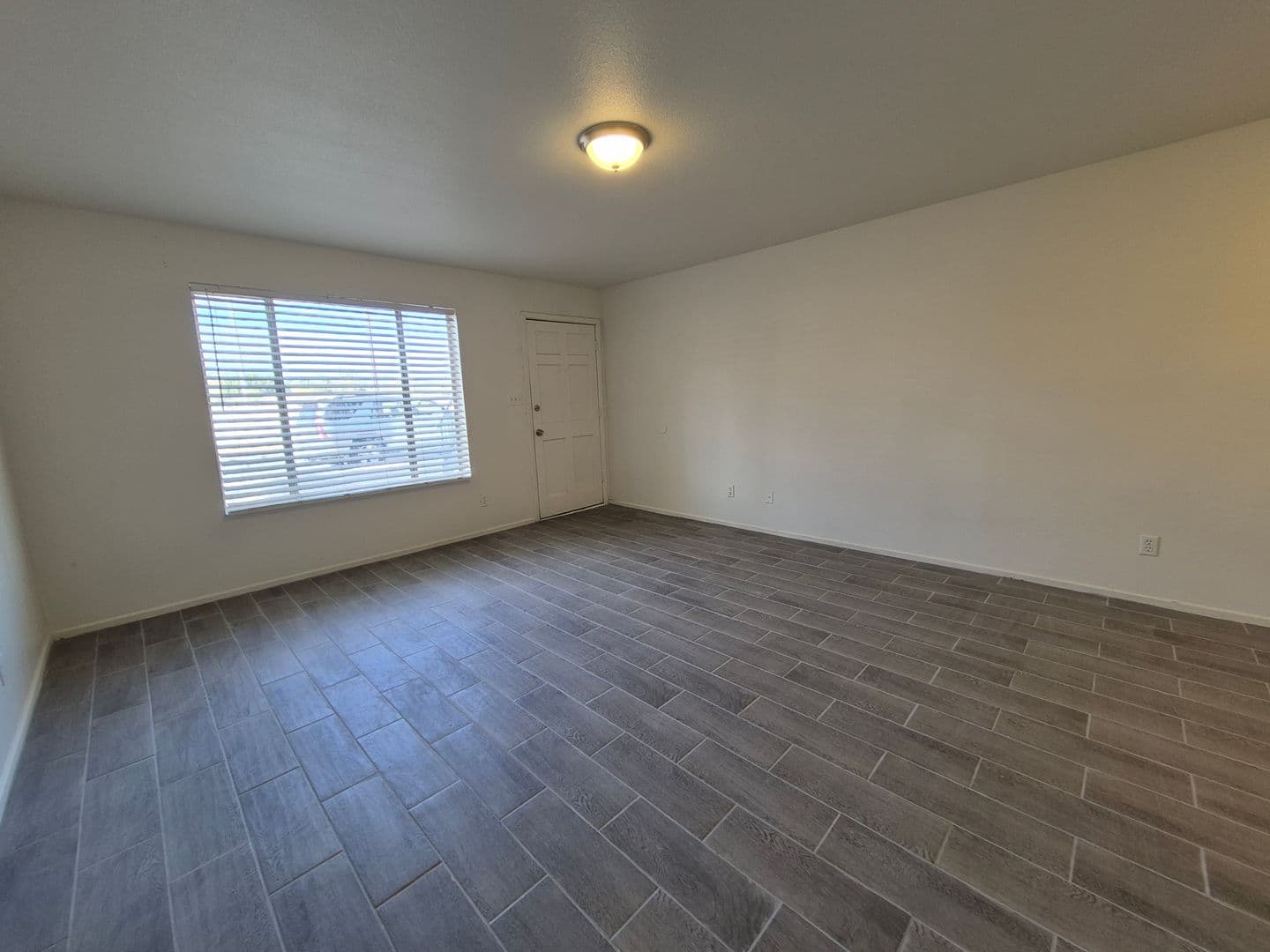 Yuma Apartment: 248 S. Ave B