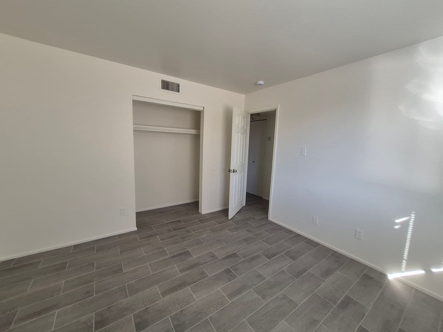 Yuma Apartment: 266 S 6th Ave