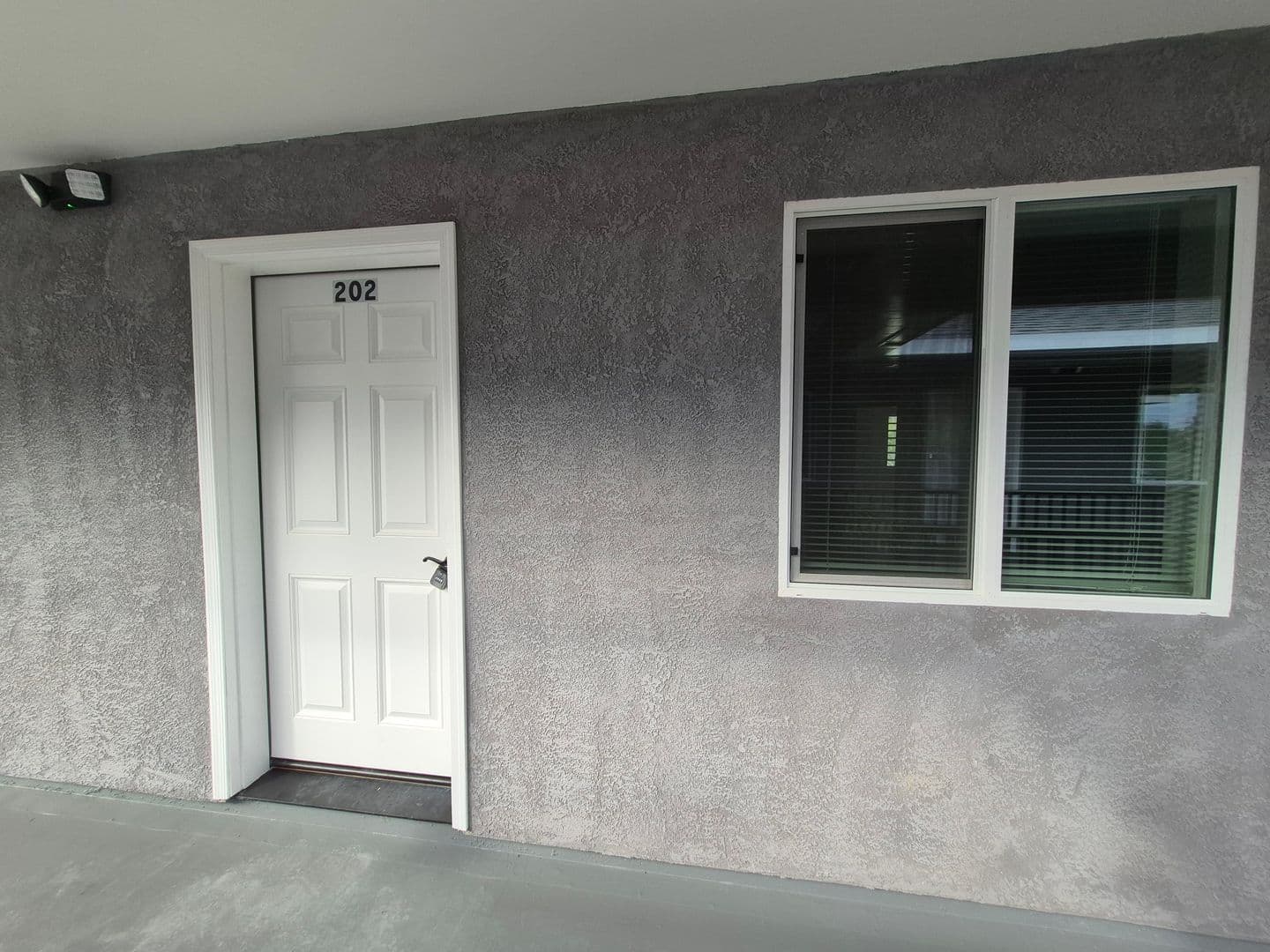 Yuma Apartment: 253 S. 17th Ave