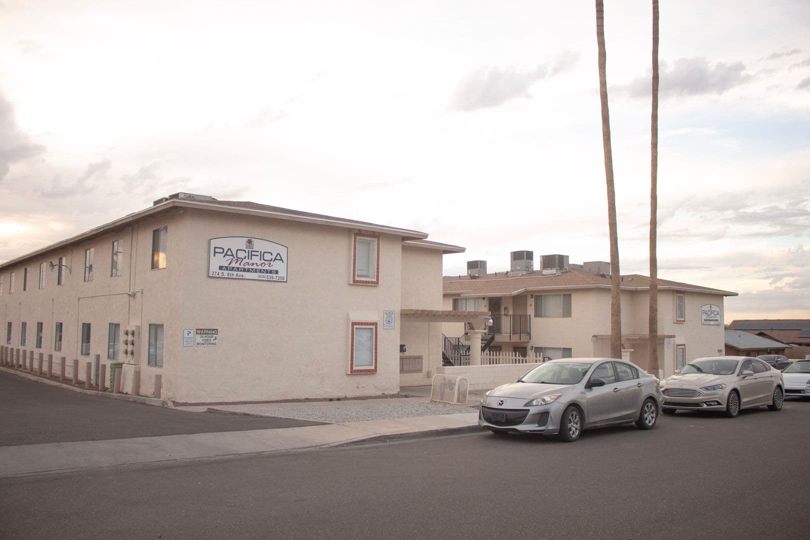 Yuma Apartment: 266 S 6th Ave