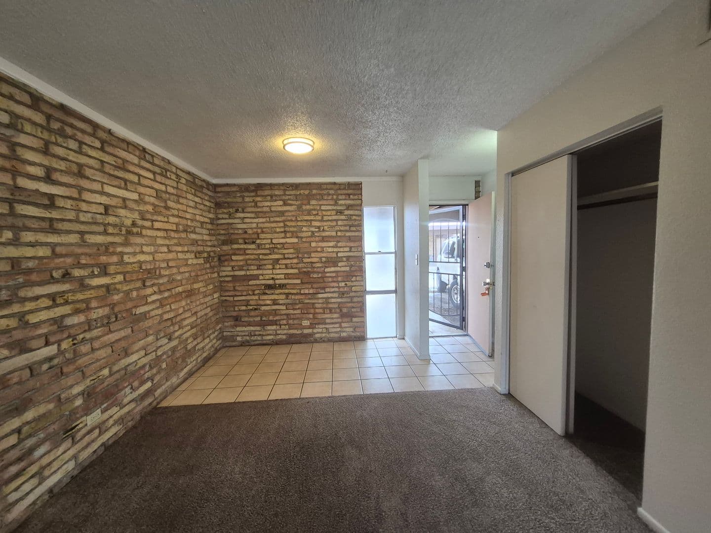 Yuma Apartment: 2681 S Virginia Dr.