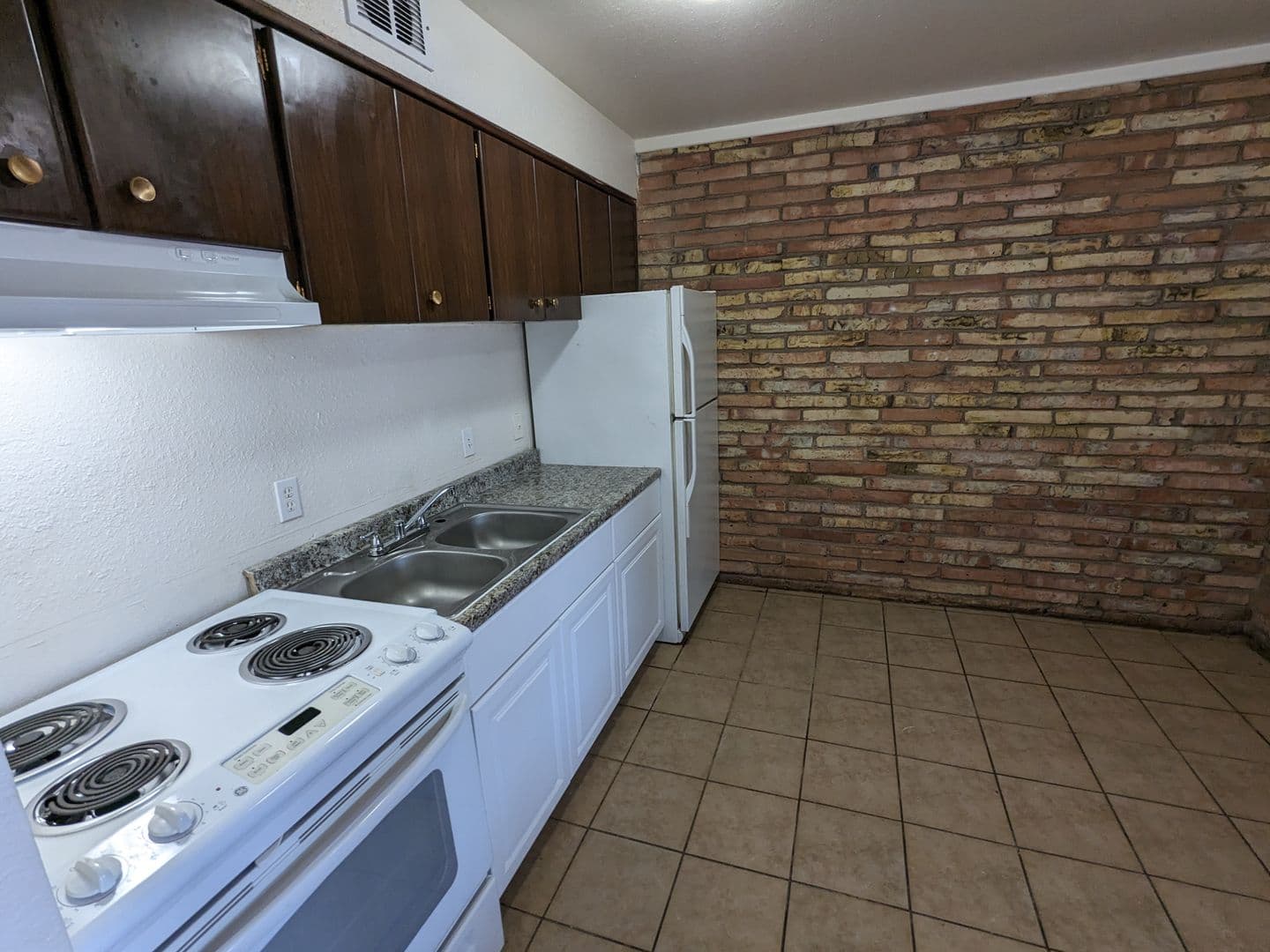 Yuma Apartment: 2681 S Virginia Dr.