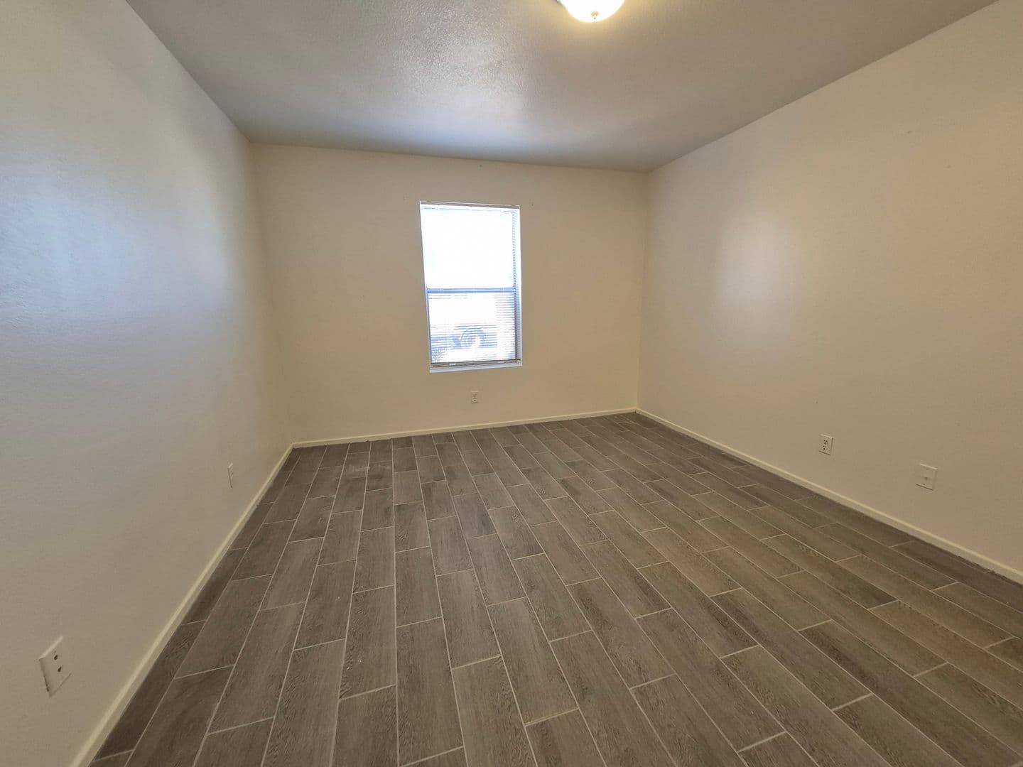 Yuma Apartment: 248 S. Ave B