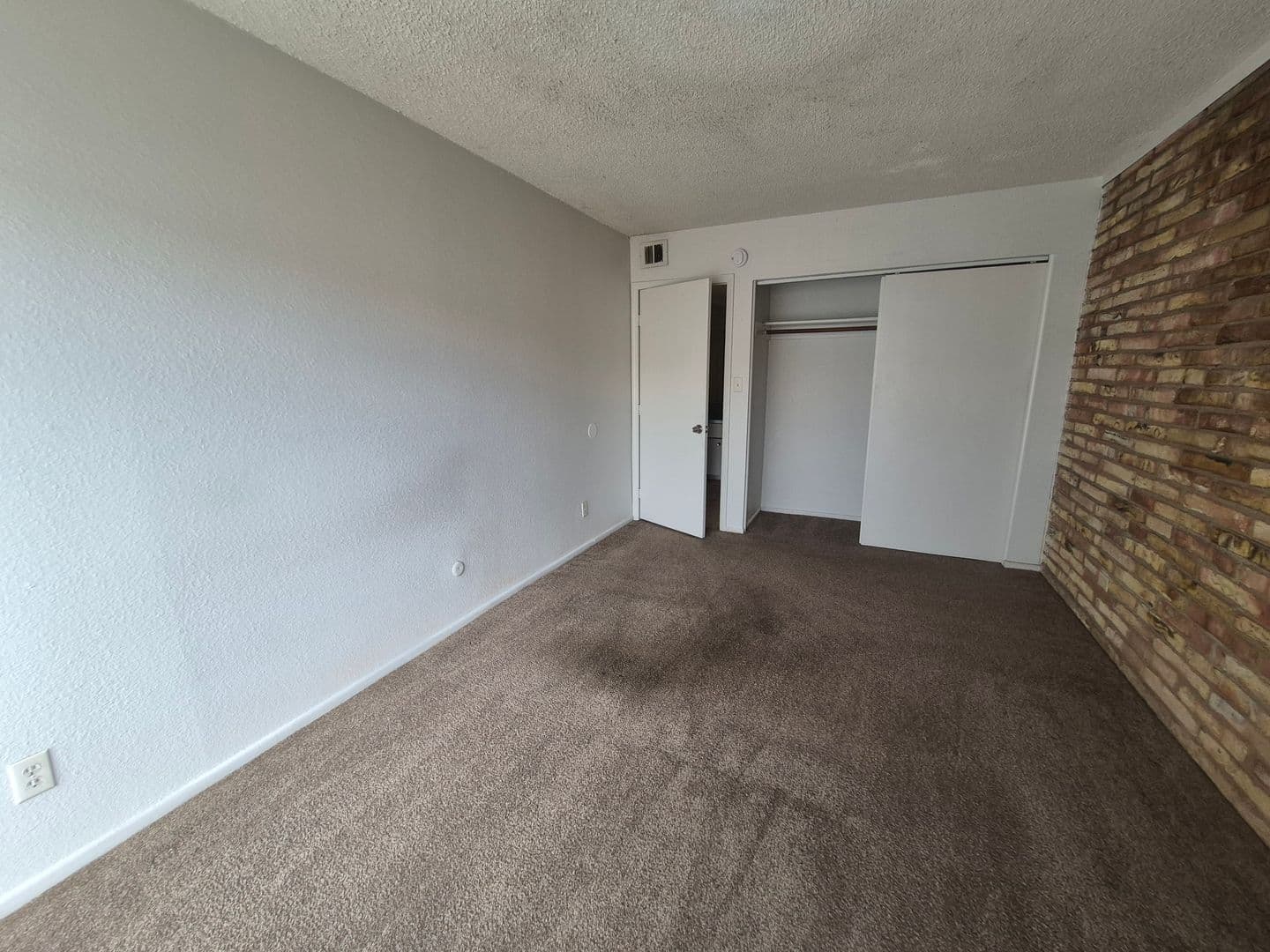 Yuma Apartment: 2681 S Virginia Dr.