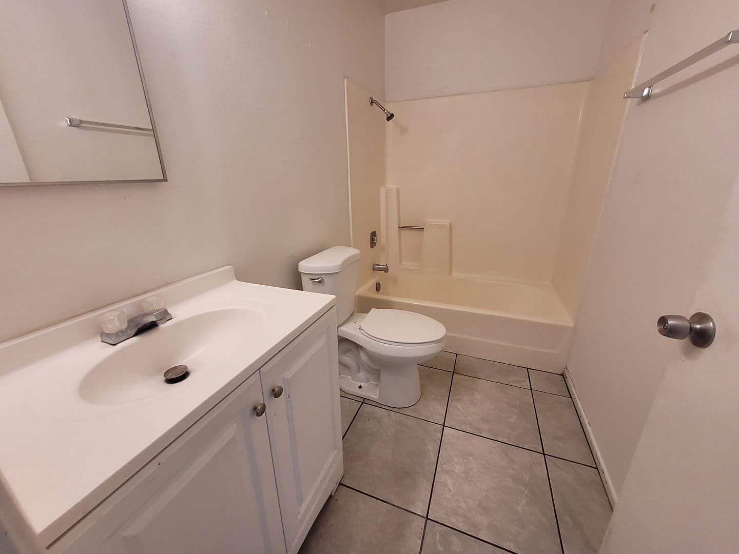 Yuma Apartment: 2820 S. 1st Ave.