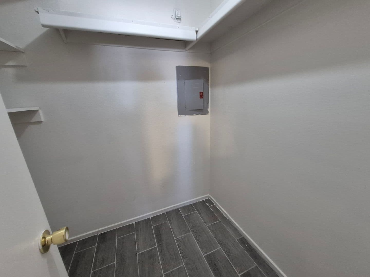Yuma Apartment: 248 S. Ave B