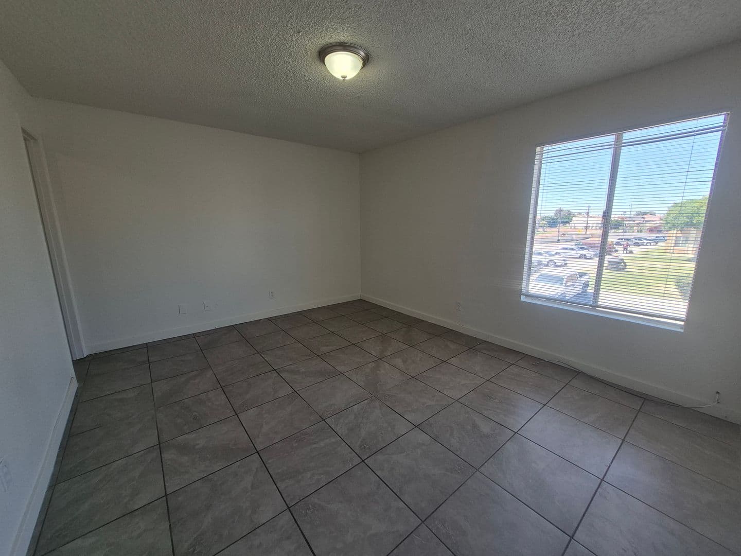 Yuma Apartment: 1280 W. 24th St.