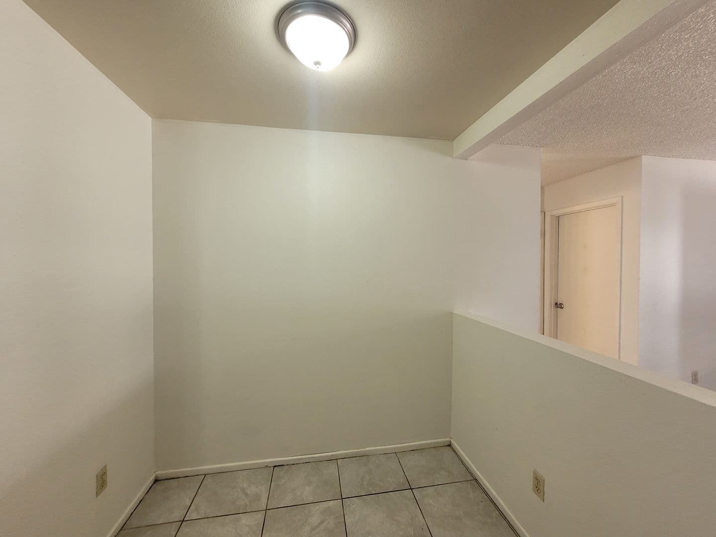 Yuma Apartment: 2820 S. 1st Ave.