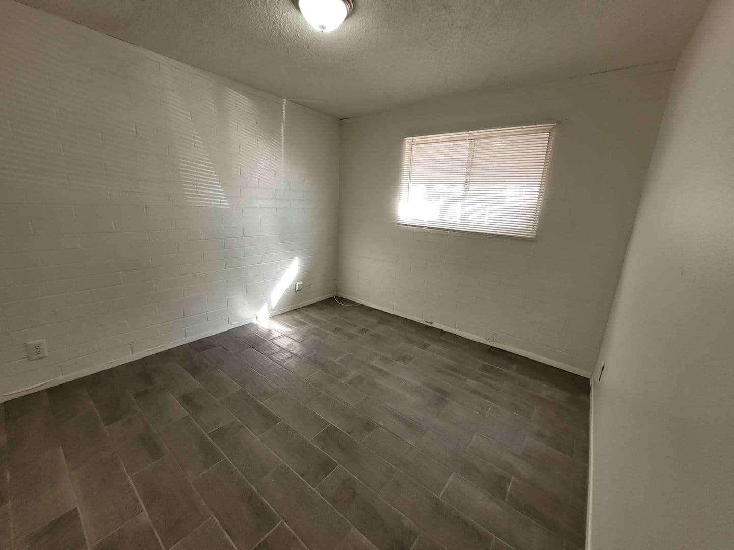 Yuma Apartment: East Country Club Dr