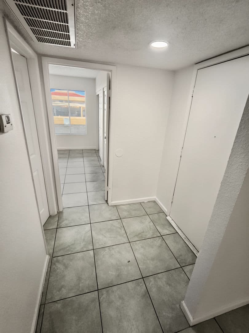 Yuma Apartment: 1280 W. 24th St.