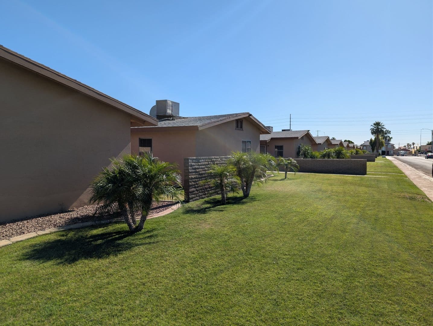 Yuma Apartment: 1103-1153 W 20th Street