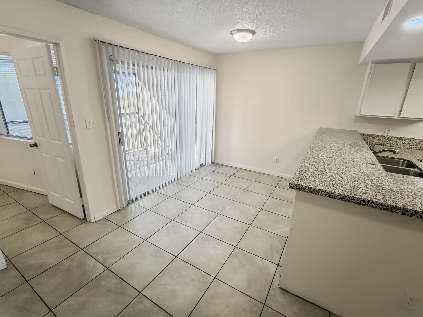 Yuma Apartment: 1280 W. 24th St.