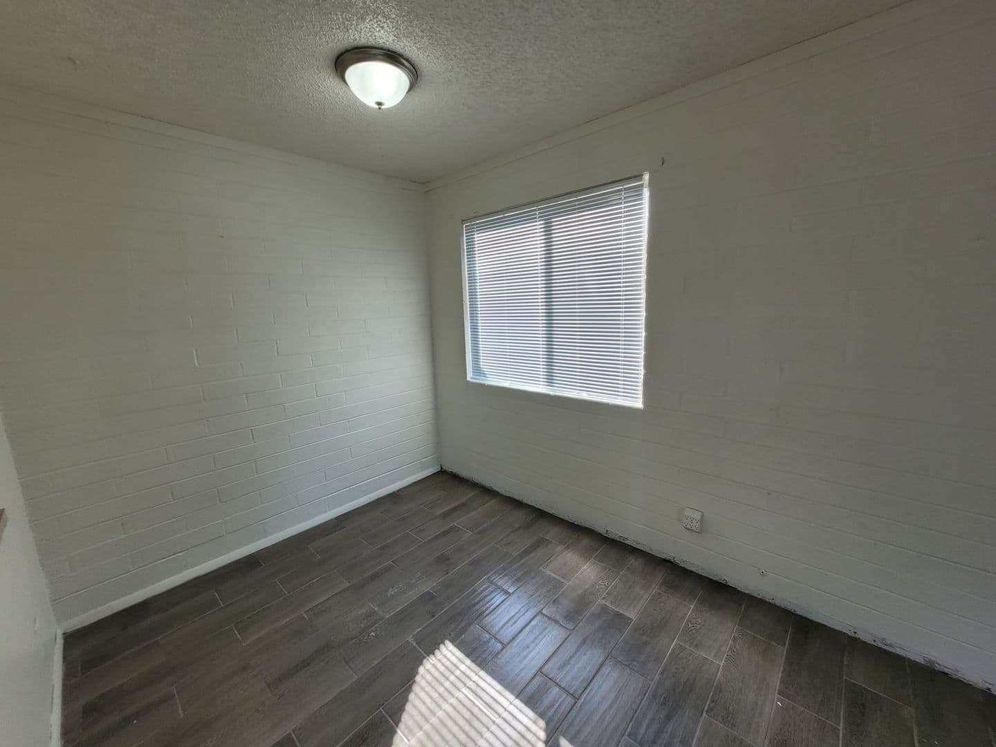 Yuma Apartment: East Country Club Dr