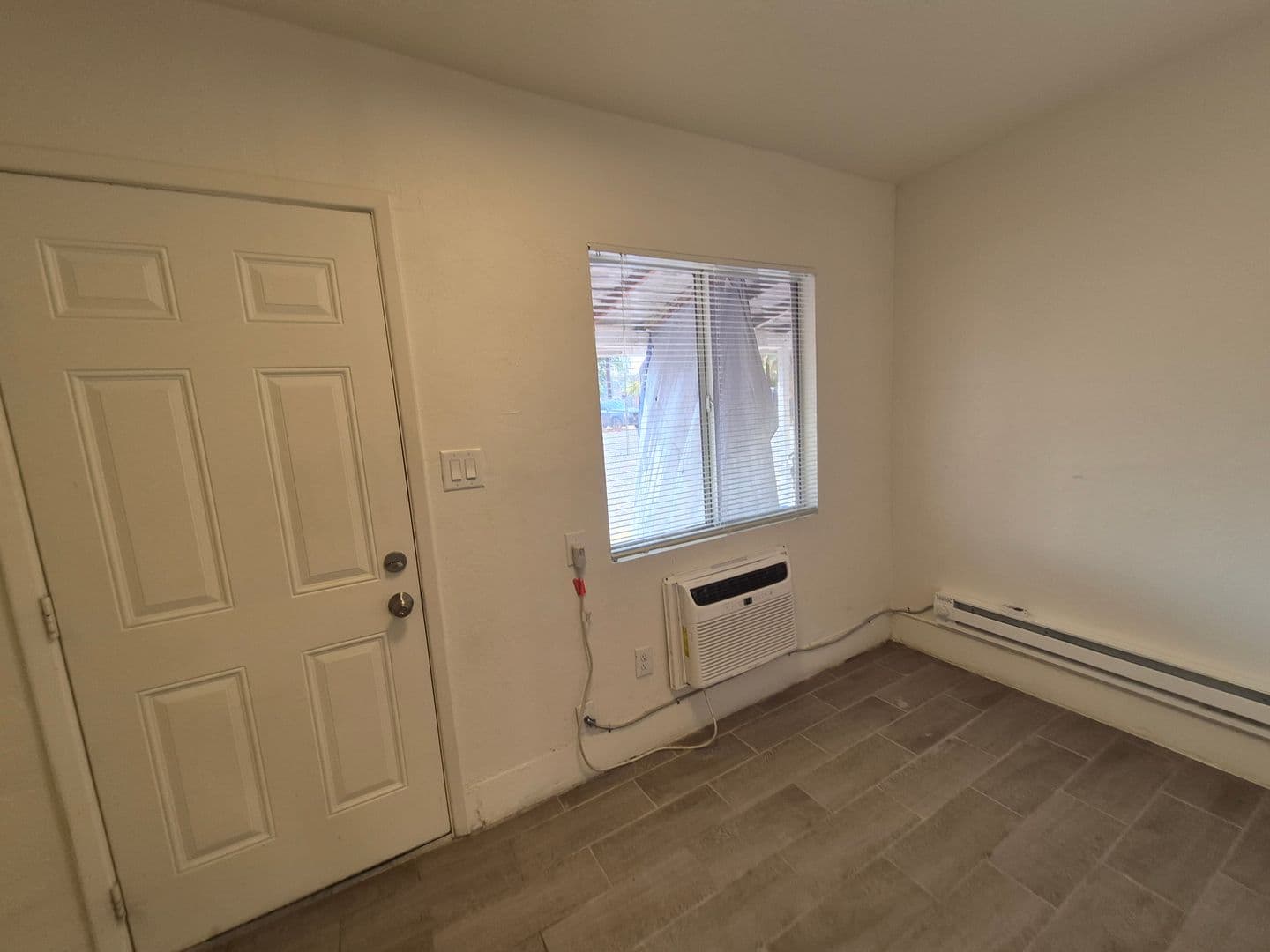 Yuma Apartment: 2nd Ave Apartments