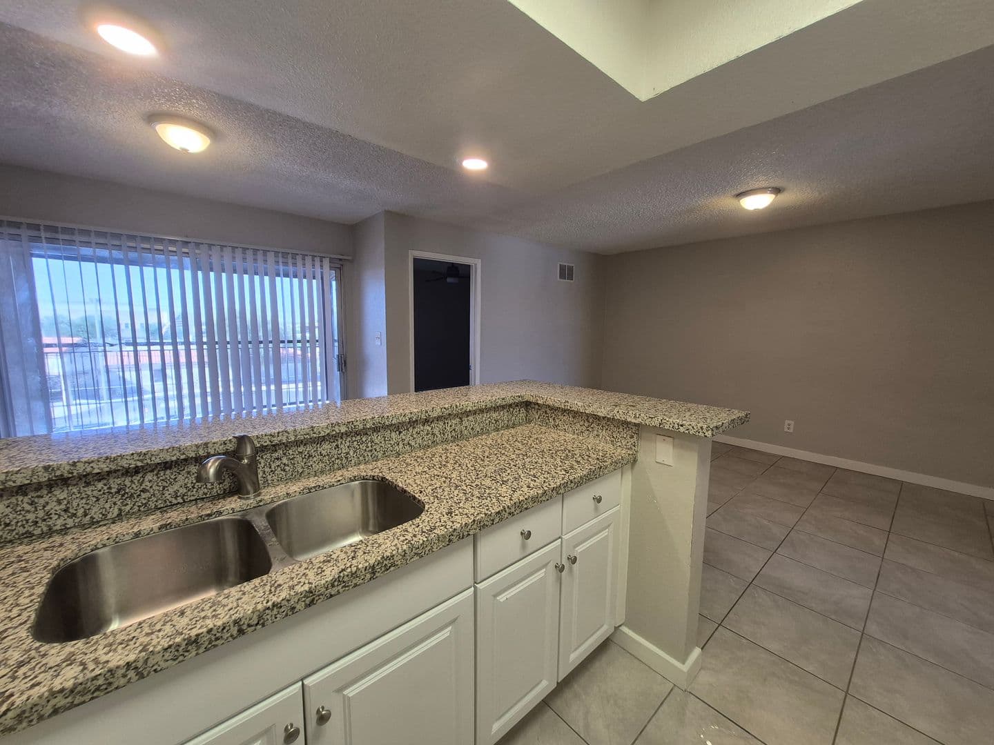 Yuma Apartment: 1280 W. 24th St.