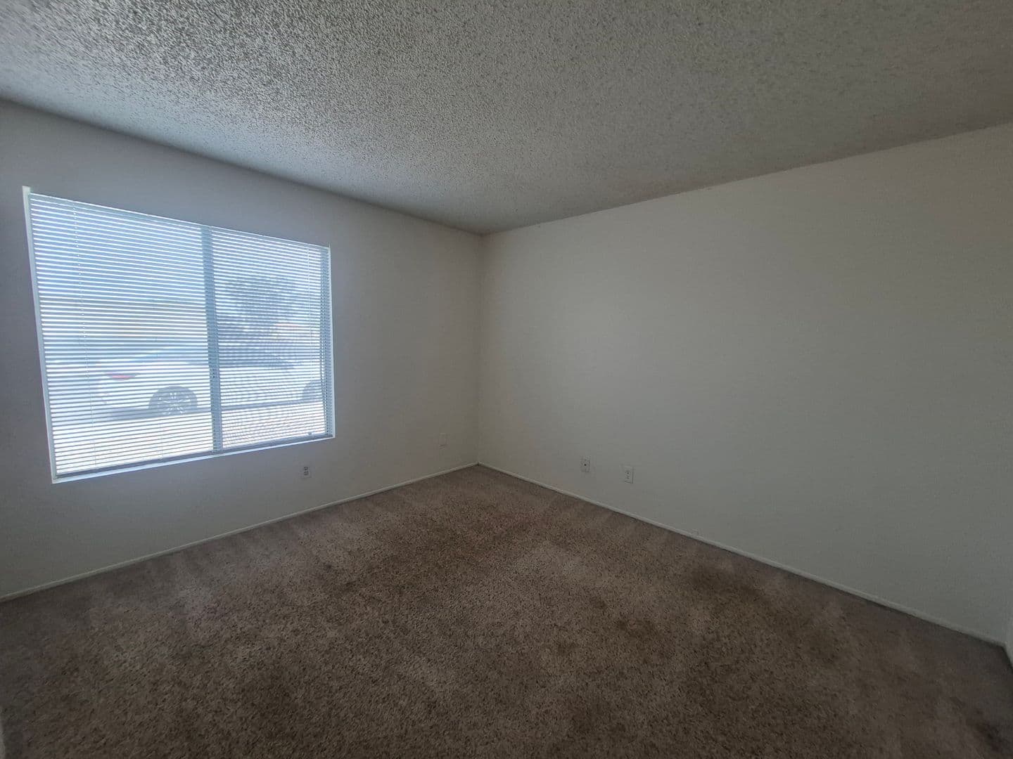 Yuma Apartment: 2621 s Virginia Dr