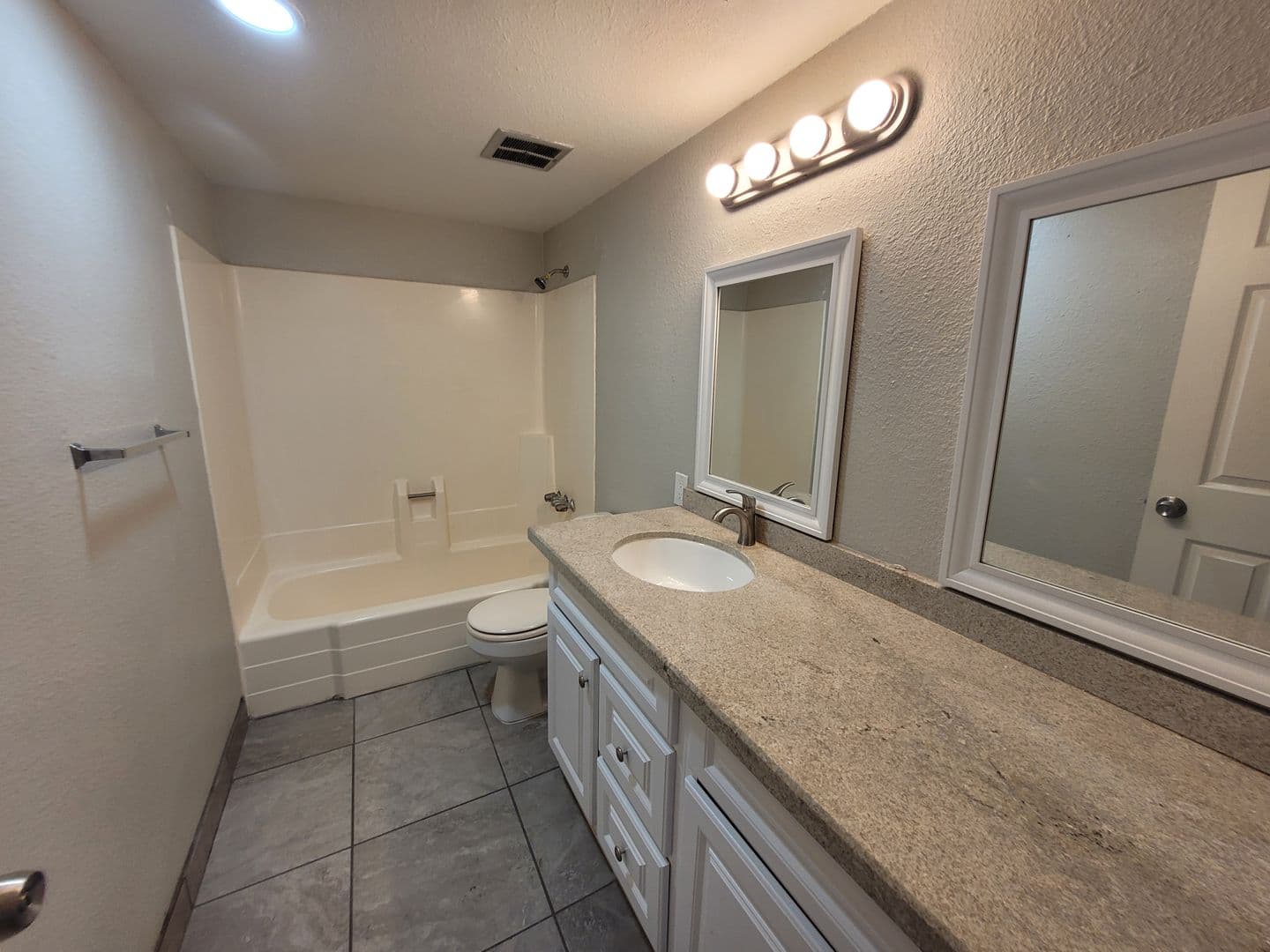 Yuma Apartment: 1280 W. 24th St.