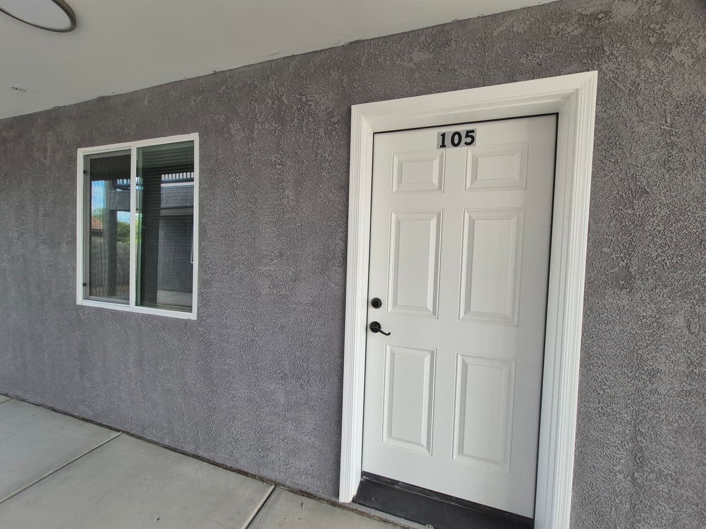 Yuma Apartment: 253 S. 17th Ave