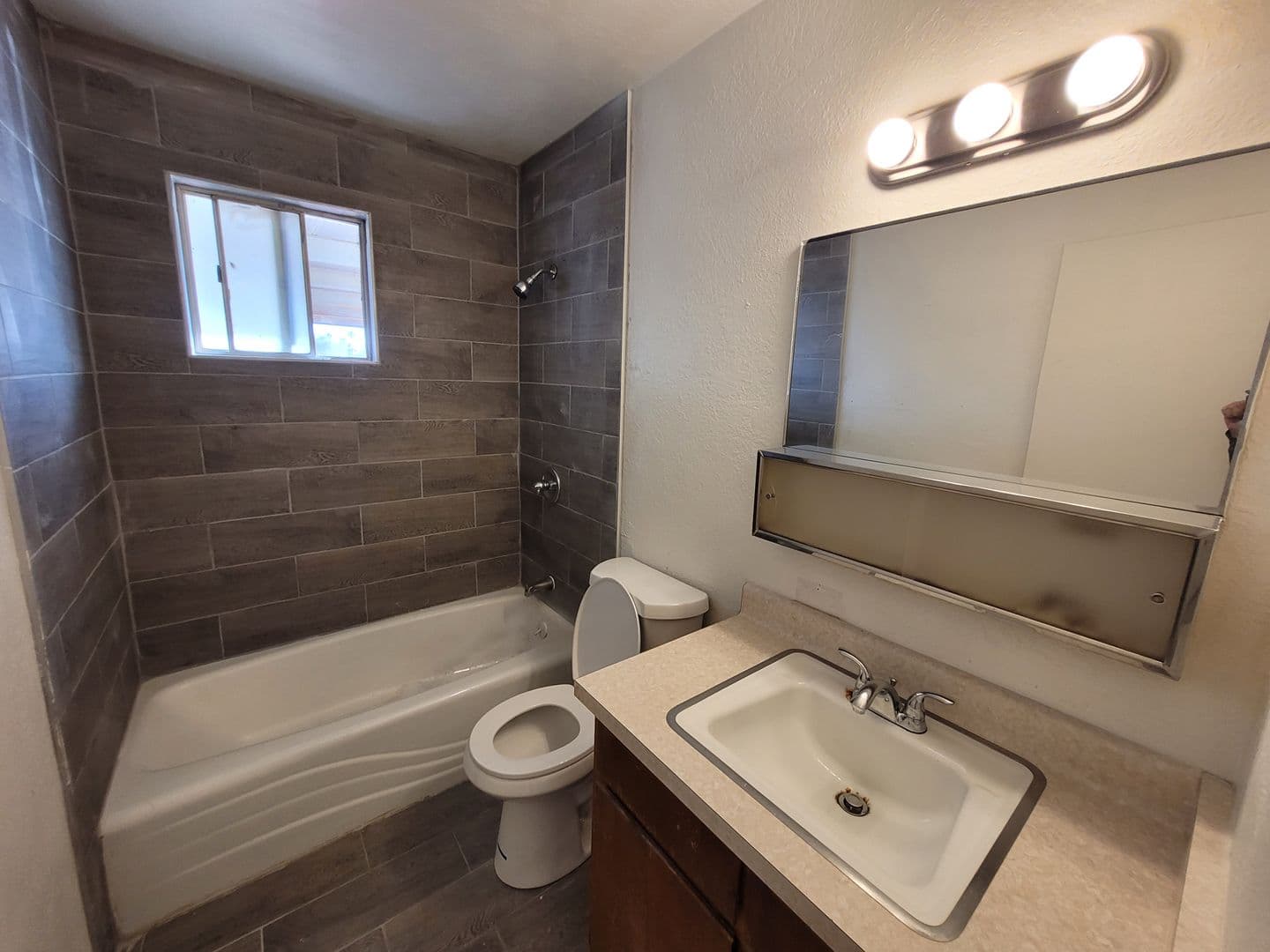 Yuma Apartment: East Country Club Dr
