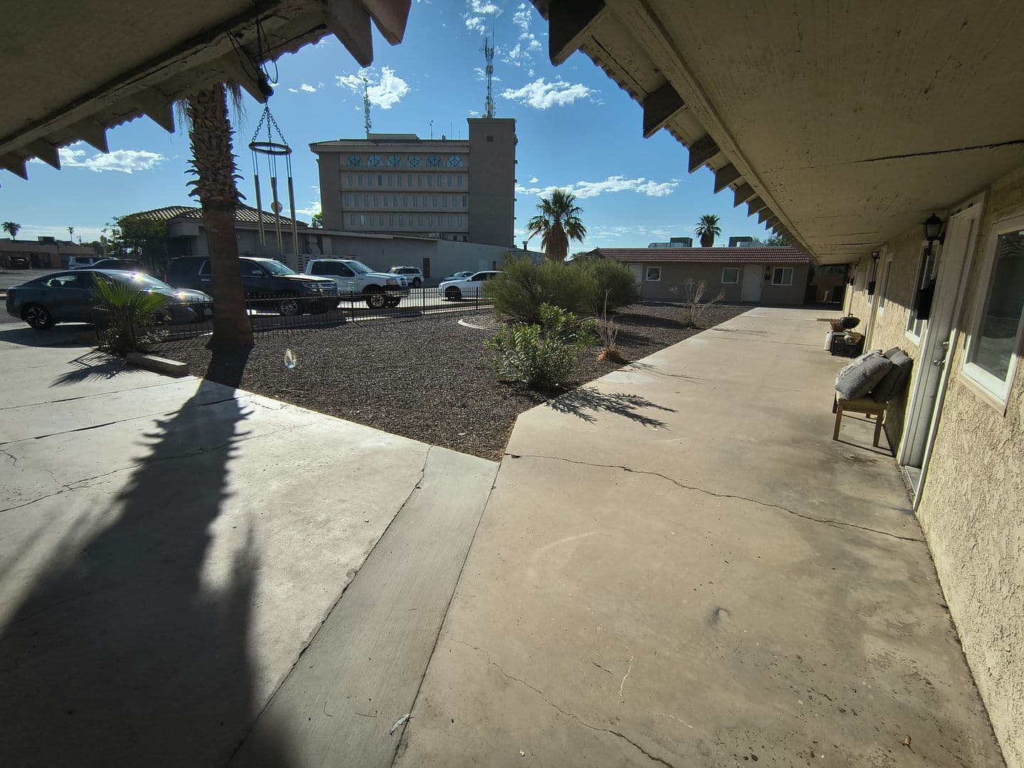 Yuma Apartment: 2430 S 5th Ave