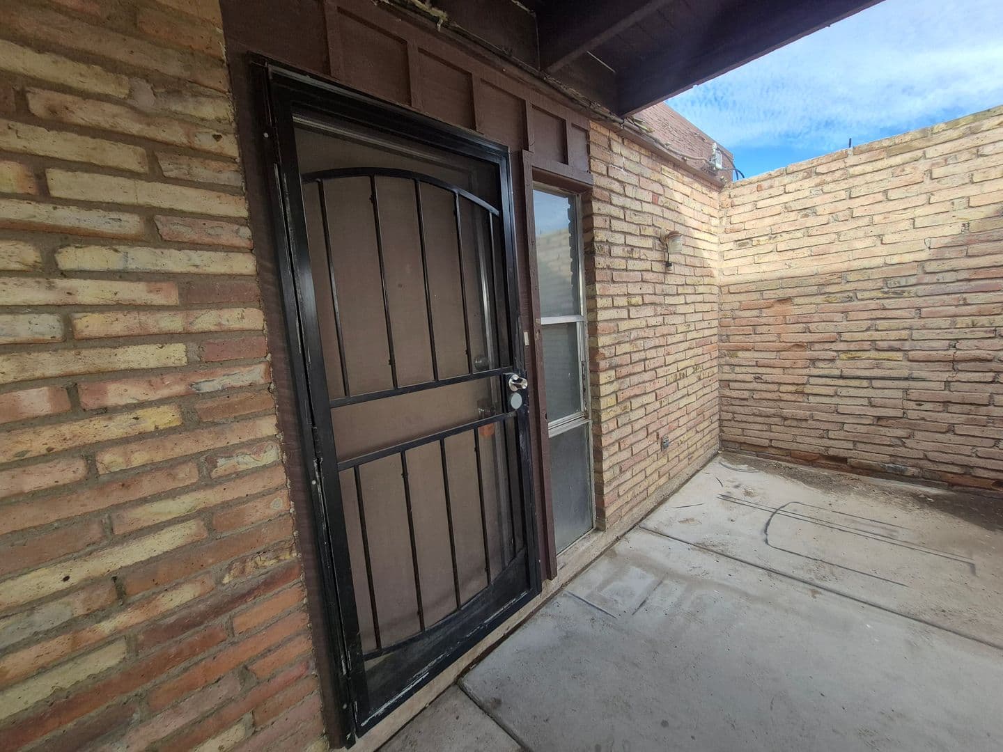 Yuma Apartment: 2681 S Virginia Dr.