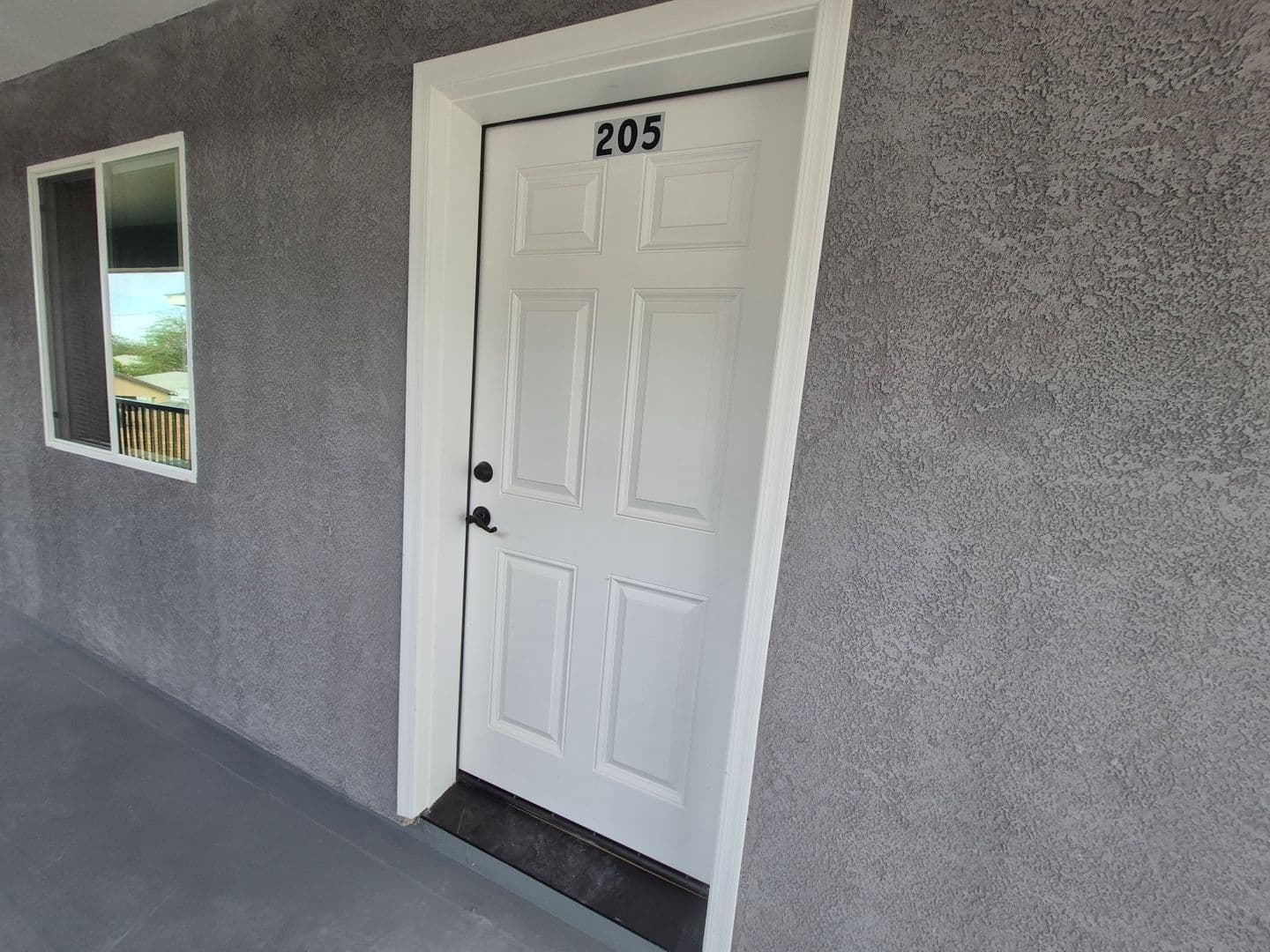 Yuma Apartment: 253 S. 17th Ave