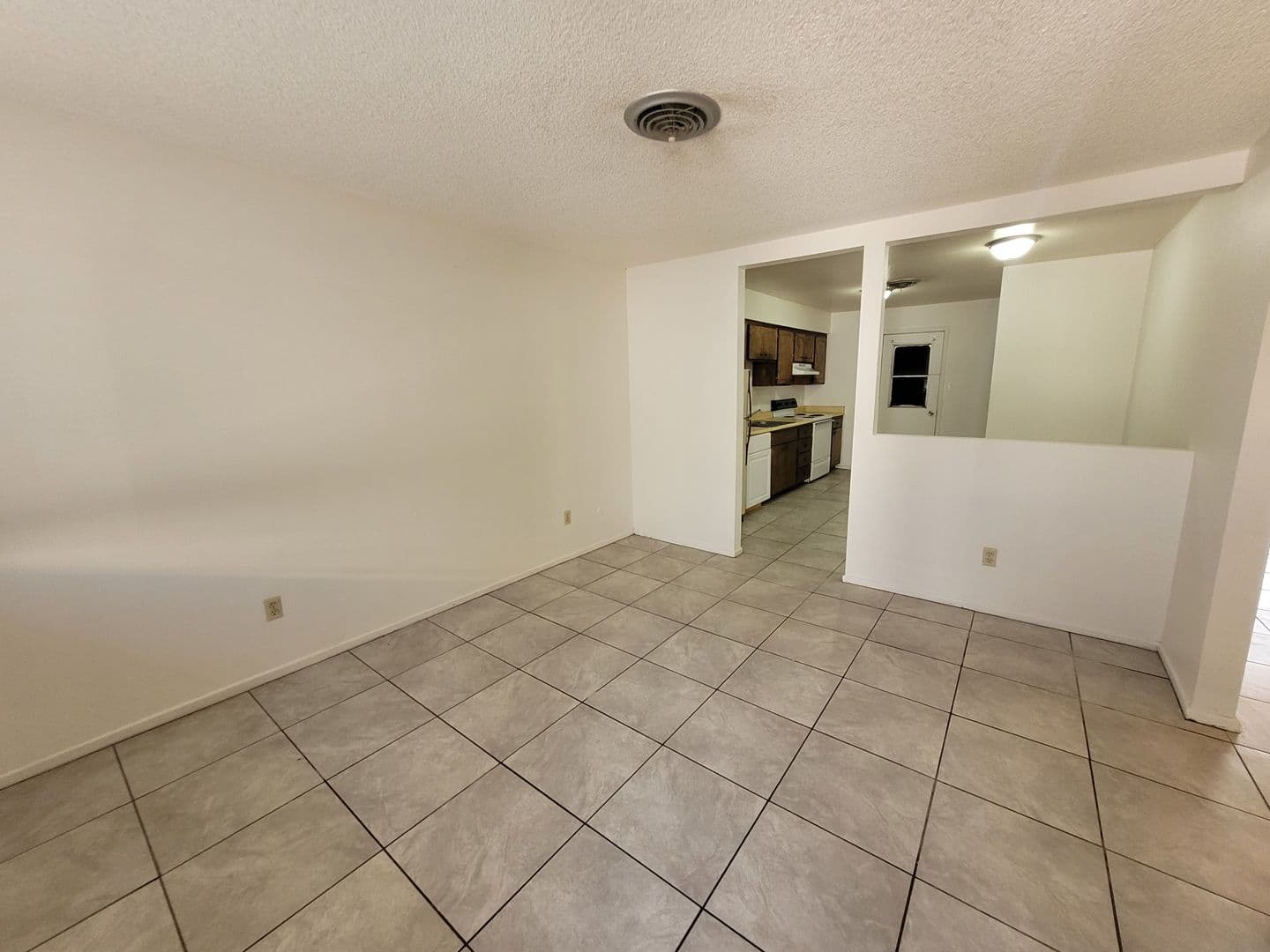 Yuma Apartment: 2820 S. 1st Ave.