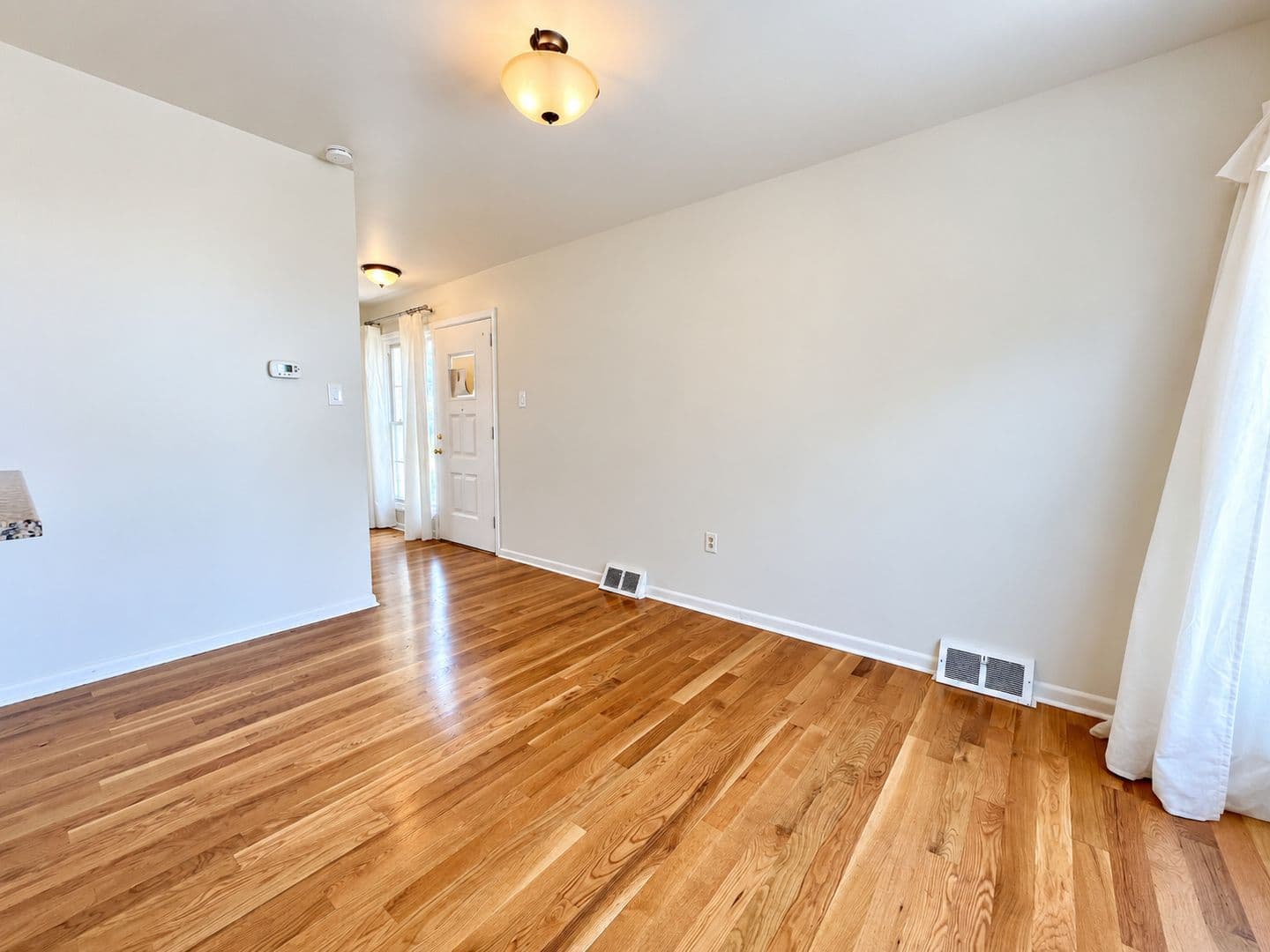 Bryn Mawr House: 238 Bailey Road