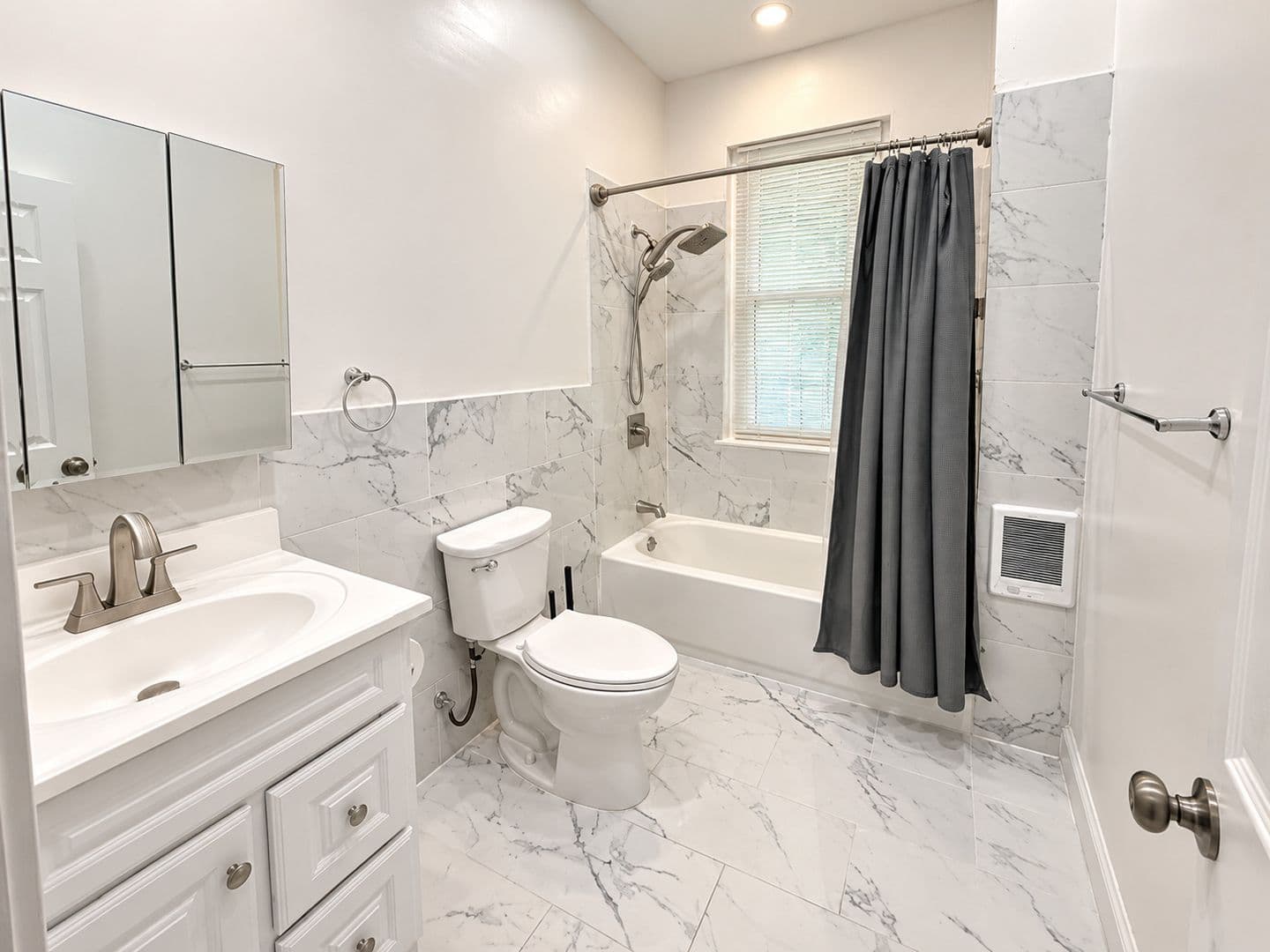 Philadelphia Apartment: 5033 Walnut Street