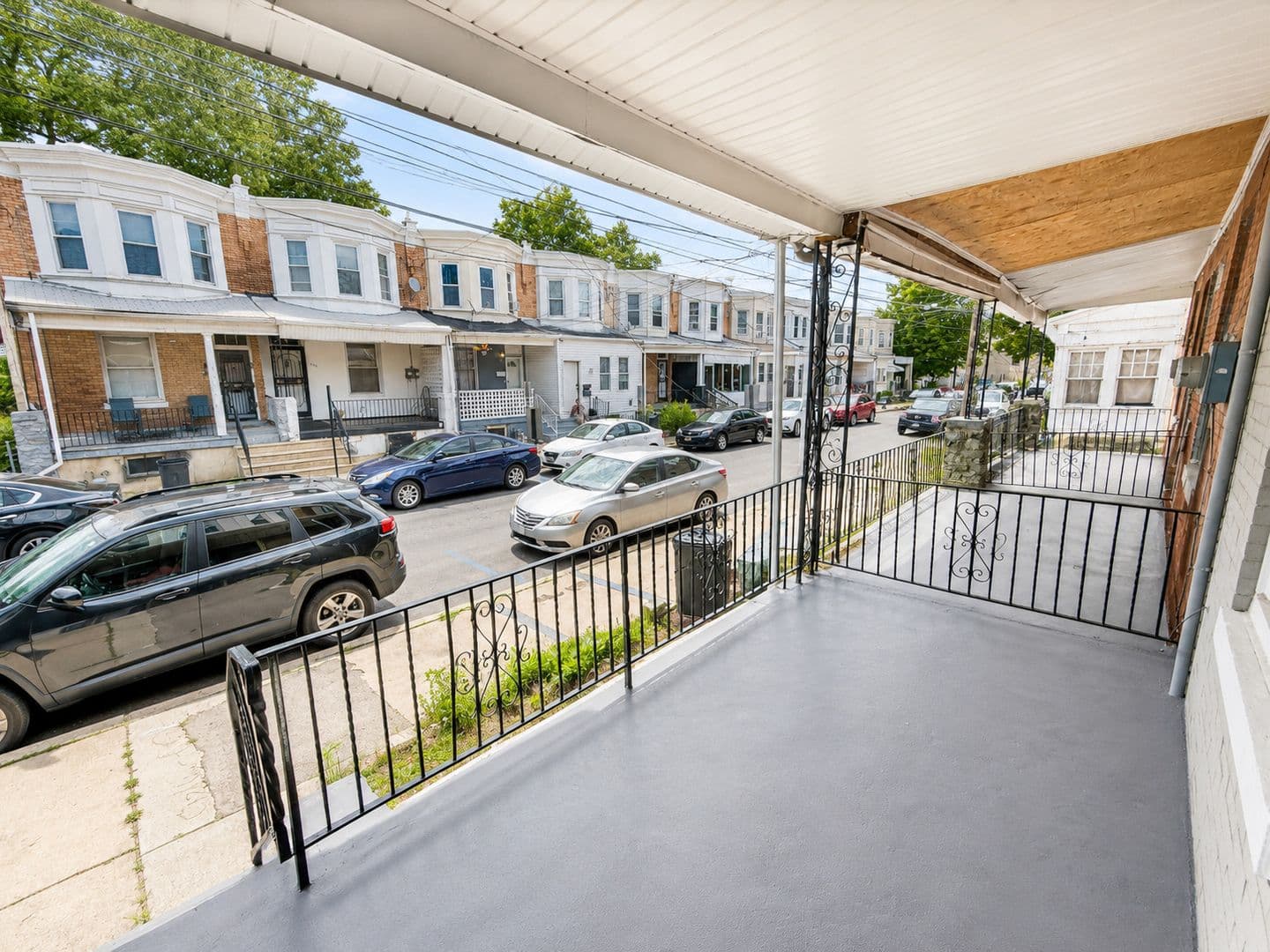 Darby House: 924 Maple Terrace