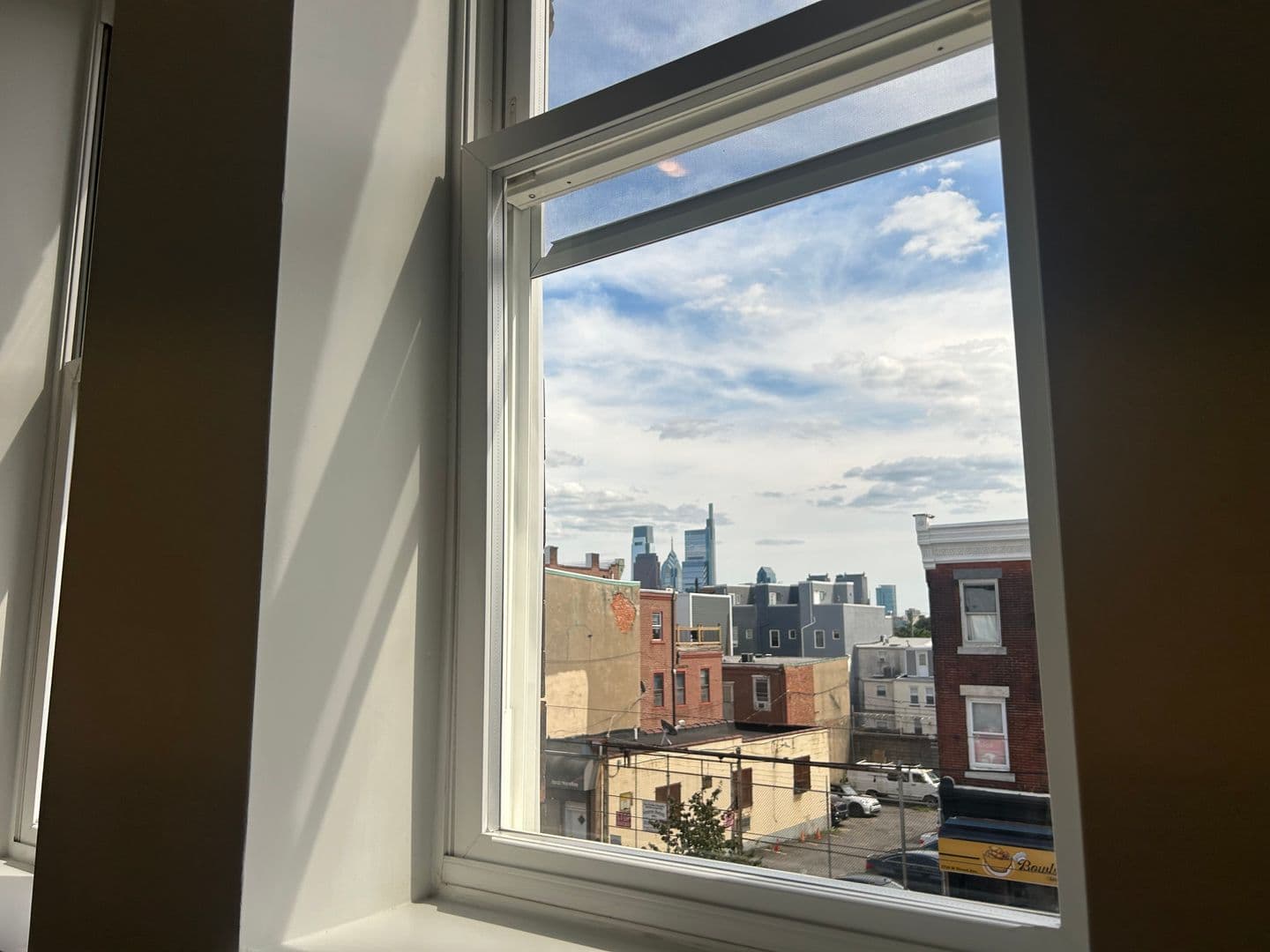 Philadelphia Apartment: 2725 W Girard Ave